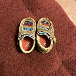 Infant size 3 Twisted X shoes